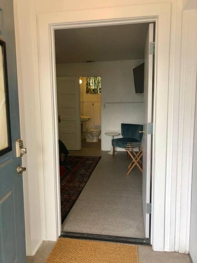 Back Room 1 Of 5 Downtown Alpine Extérieur photo